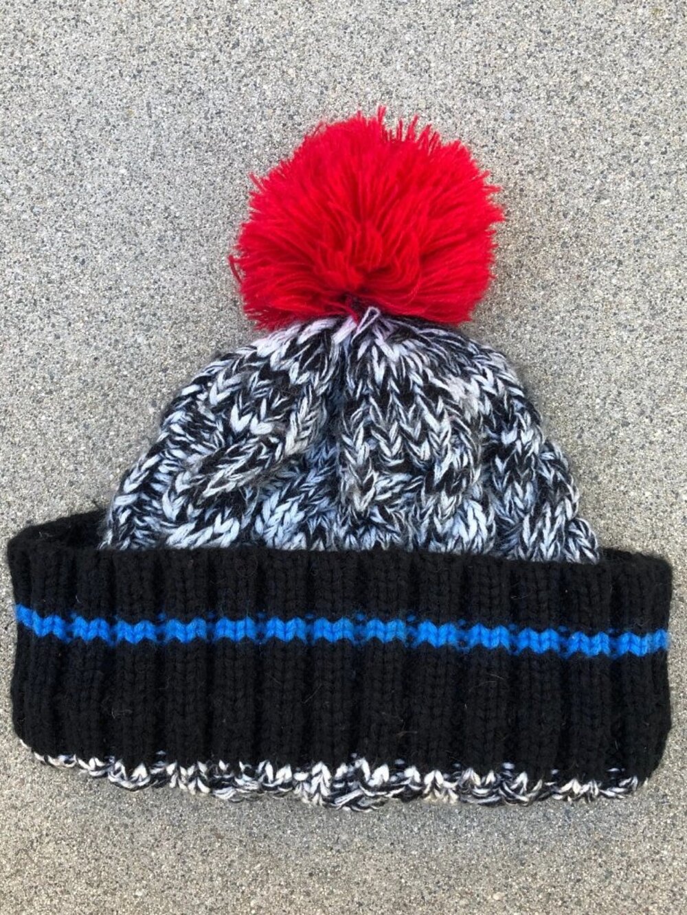TARGET x MADE FOR PLAY Knit Beanie Men's One Size Pom Hat Cap - Picture 4 of 8